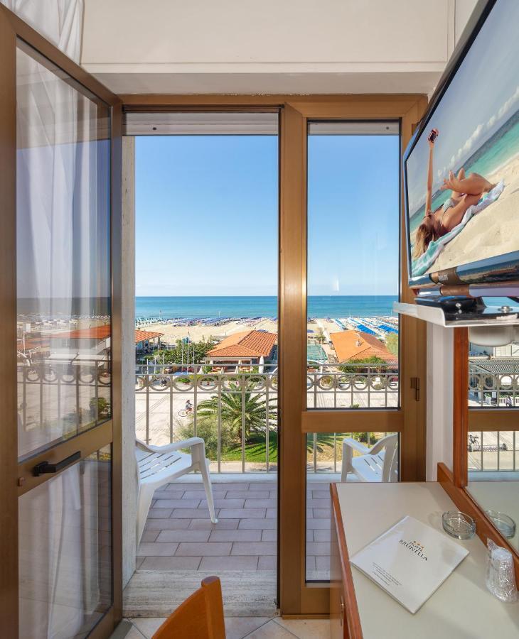 Hotel Brunella Lido di Camaiore Zewnętrze zdjęcie