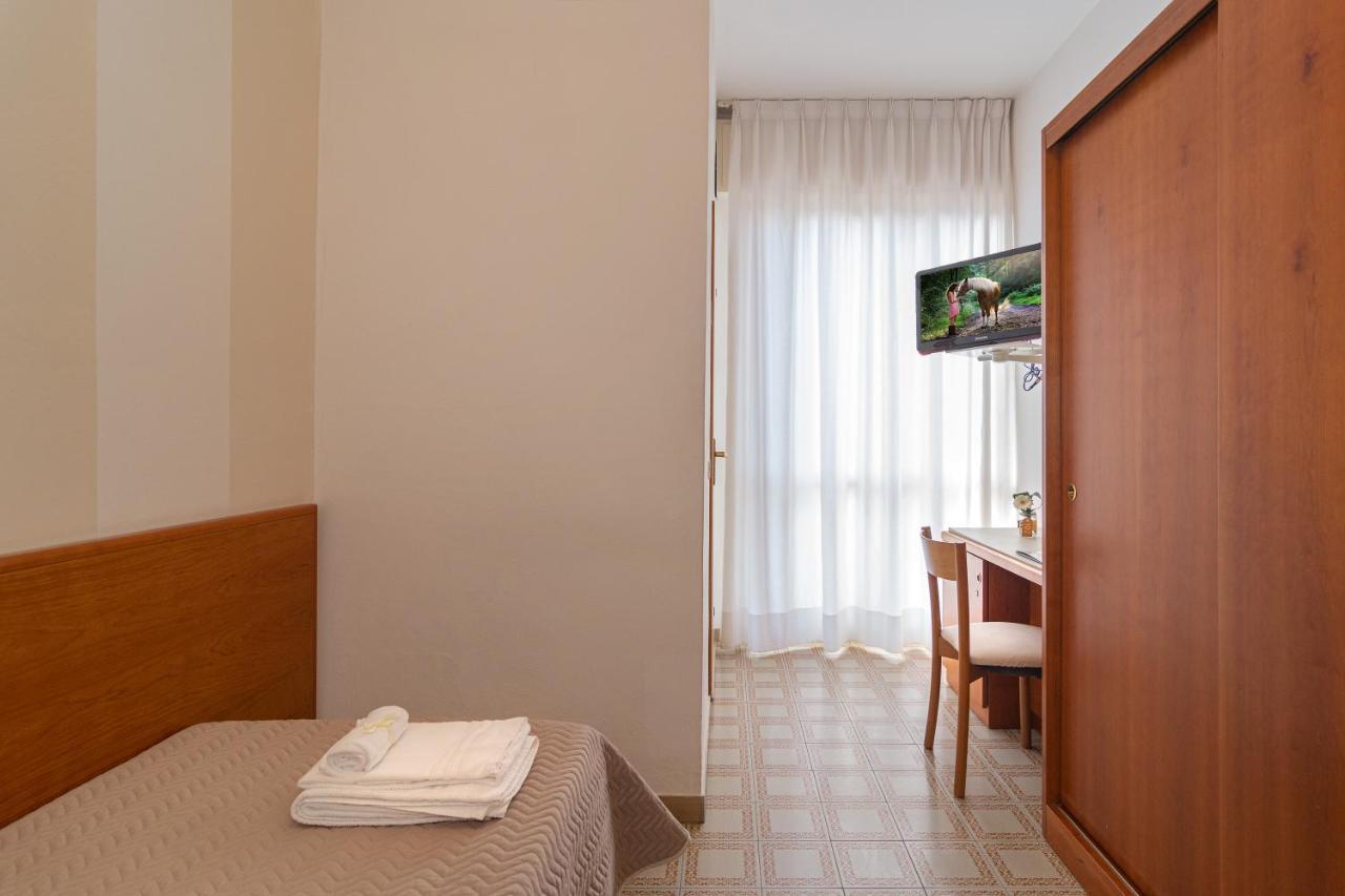Hotel Brunella Lido di Camaiore Zewnętrze zdjęcie
