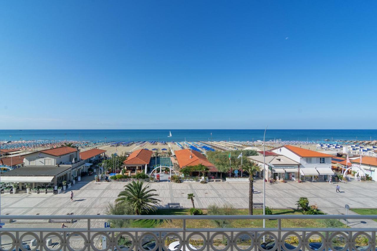 Hotel Brunella Lido di Camaiore Zewnętrze zdjęcie